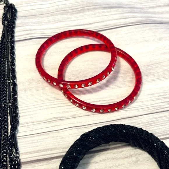 Chunky Red and Black Silver Tone Jewelry Lot of 16 Necklaces Earrings Bracelets - Picture 7 of 10